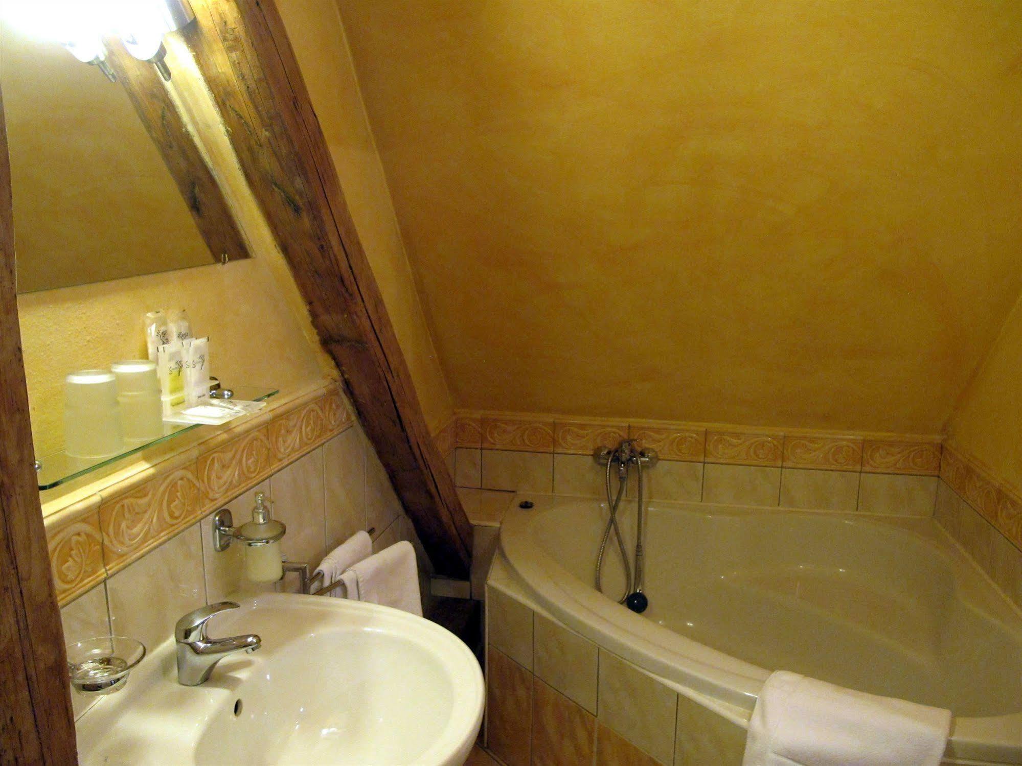 At The Golden Scissors Hotel 4*